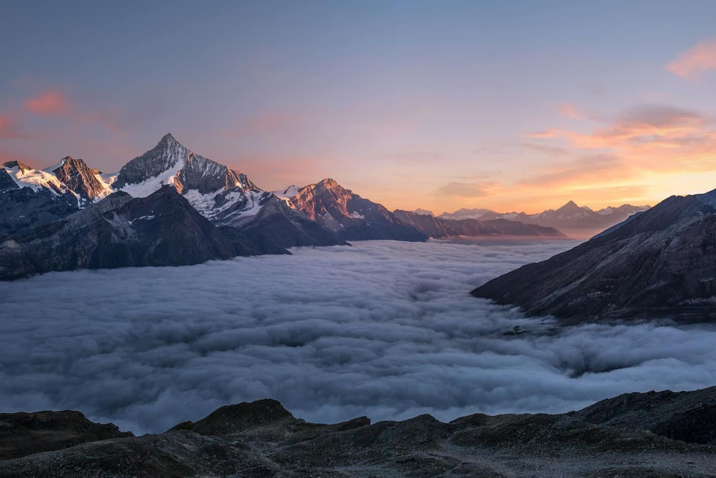 Paysage de montagne cinématique, le rendu que vise Unreal Engine 5